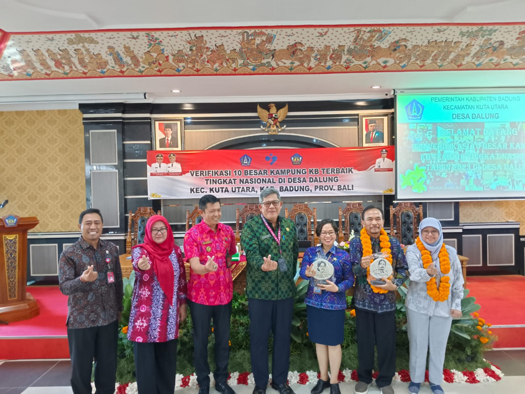 Dukungan Camat Kuta Utara Dalam Rangka Penilaian Verifikasi 10 Besar Lomba Kampung KB Terbaik Tingkat Nasional di Desa Dalung